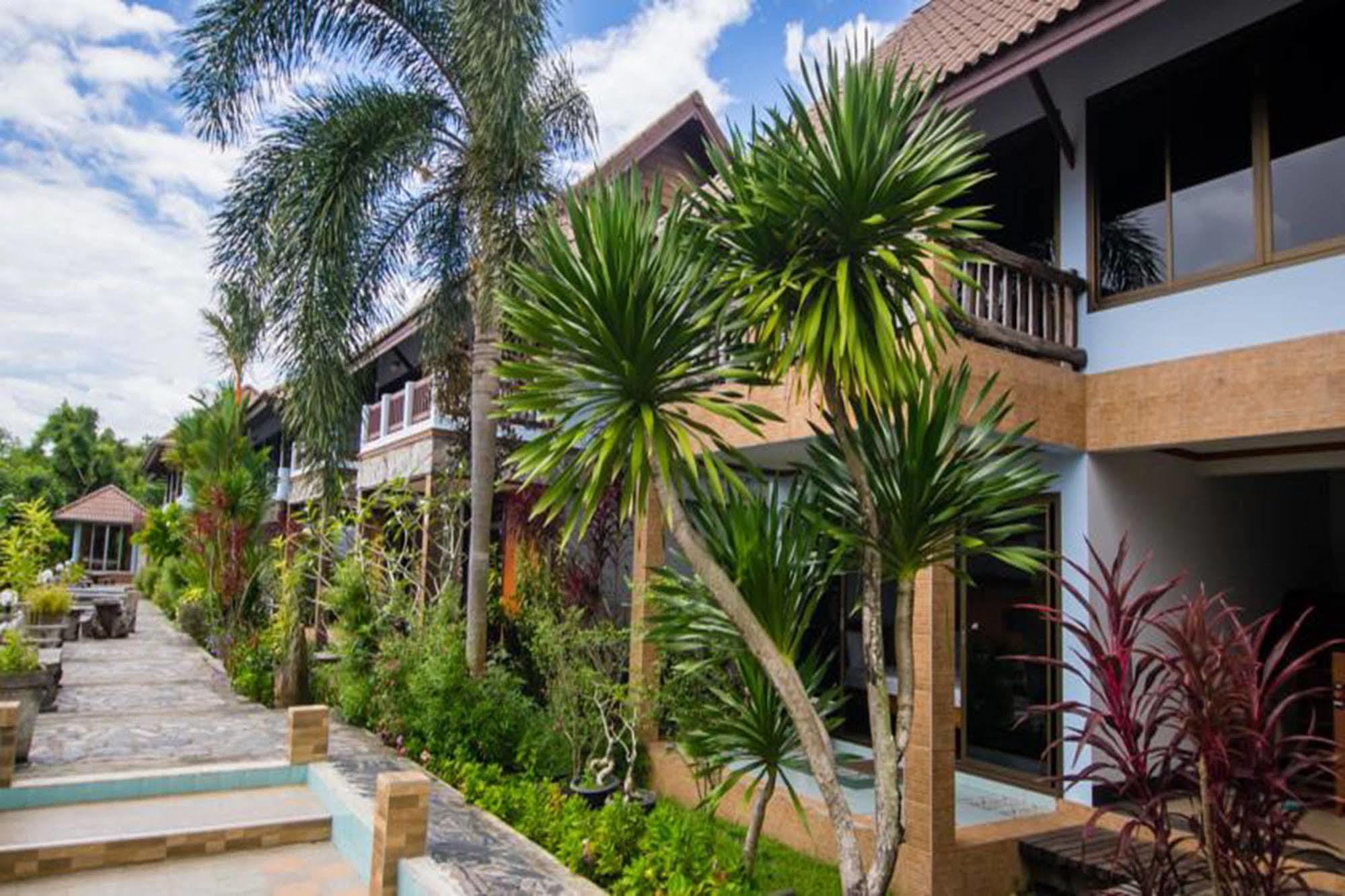 BaanRimNam Resort Trat Exterior foto