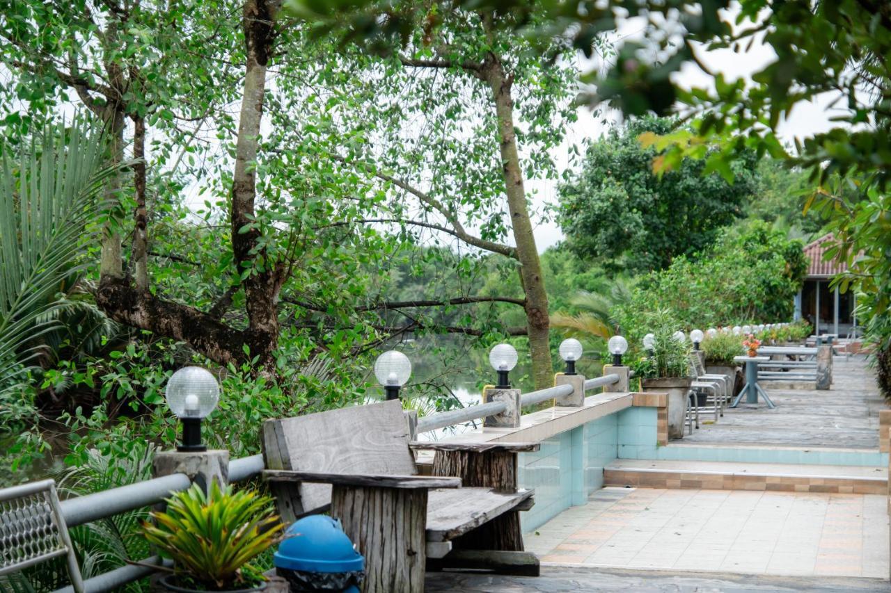 BaanRimNam Resort Trat Exterior foto